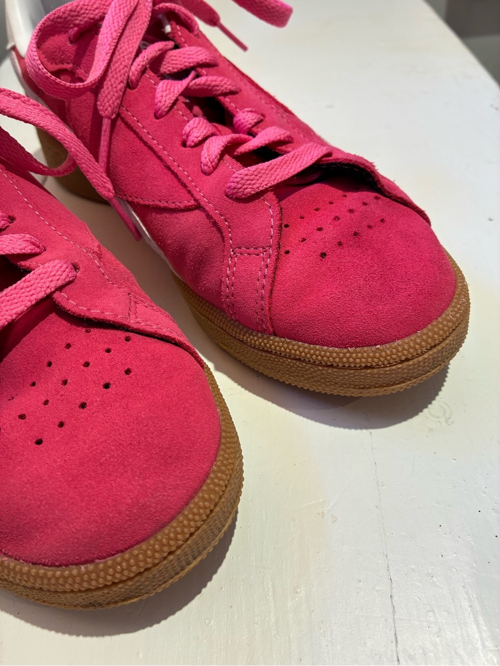 Reebok Club C Grounds UK Pink Suede Vintage Sneakers Gum Sole US 8 / EU 38.5 - Picture 3 of 10